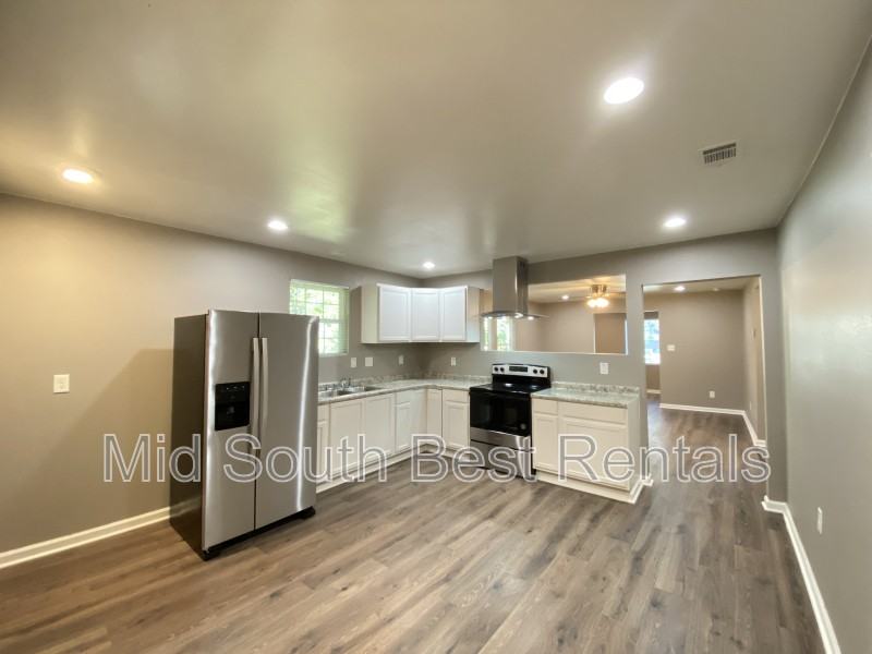 1514 W 16th St - Photo 3 of 7