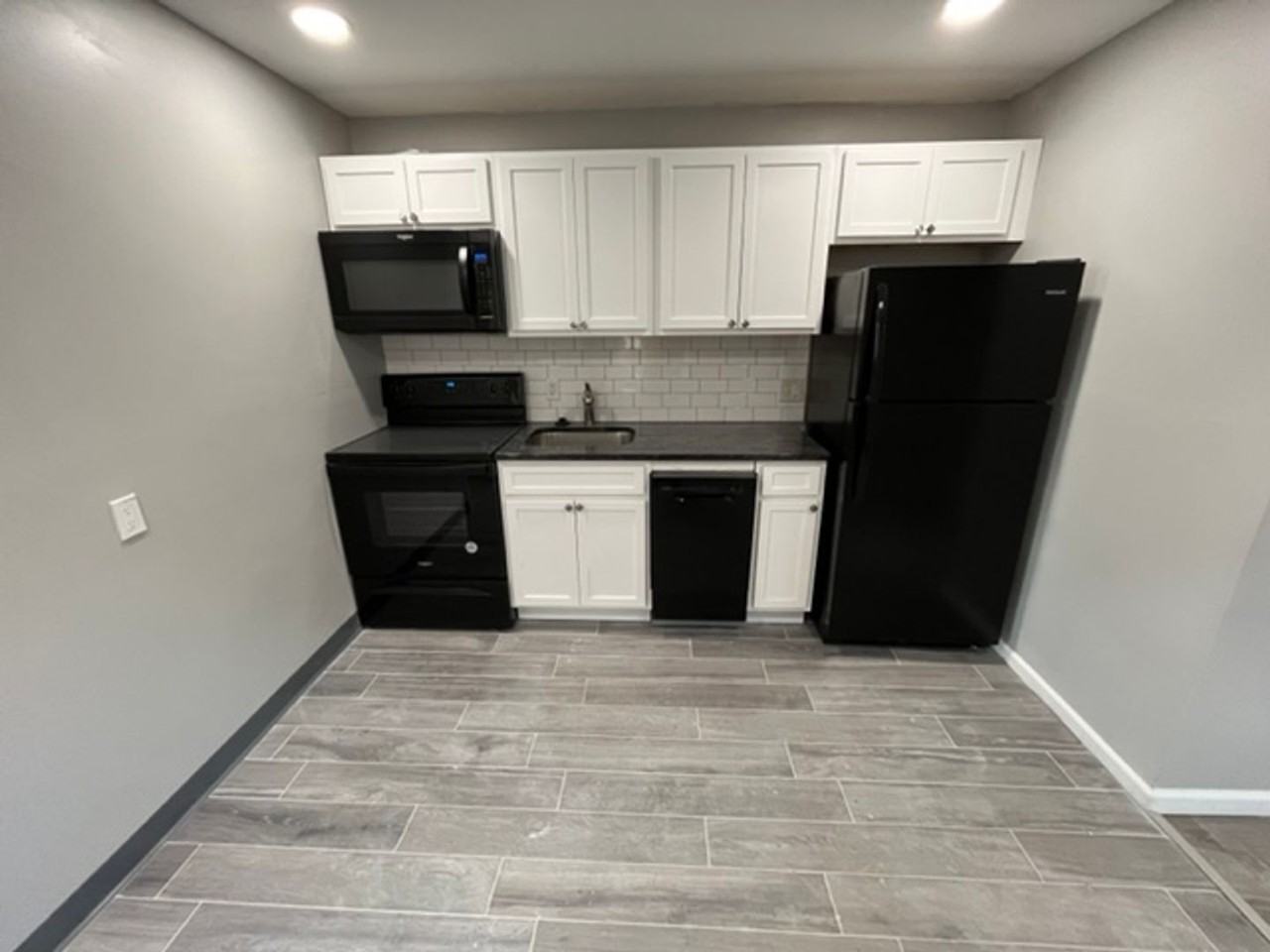 40 N 11th St. - Photo 2 of 7