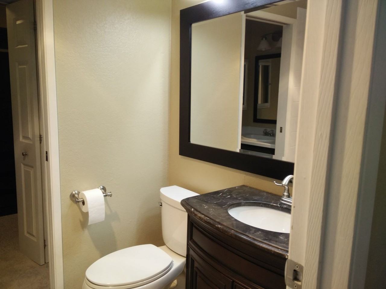 10012 Ne 122nd St #D - Photo 6 of 28