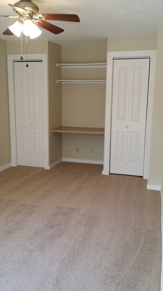 140-144 S. Park St. - Photo 3 of 13