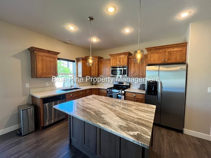 1188 Saddleback Ridge Ct - Photo 7 of 32