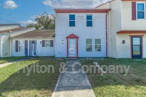 featured image of 2817 Eric Ct