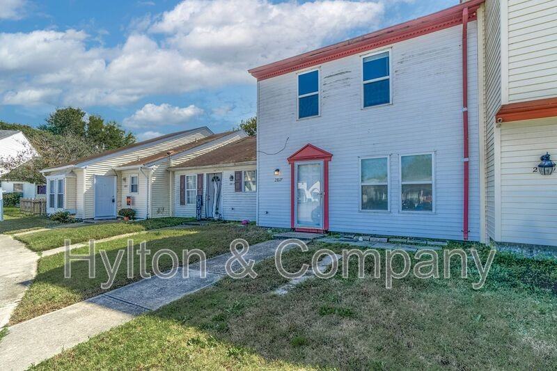 2817 Eric Ct #2817ERICCT - Photo 4 of 26