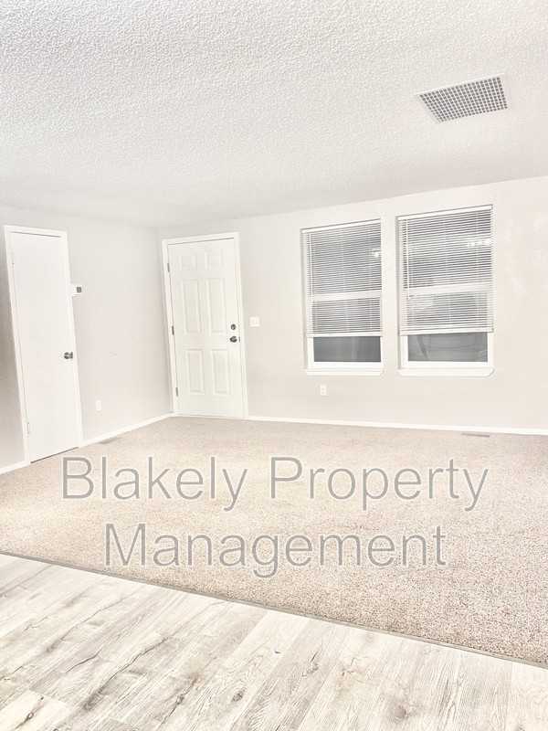5155 Quinella Ct - Photo 7 of 50