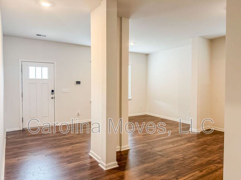 6 Corbel Dr - Photo 2 of 16