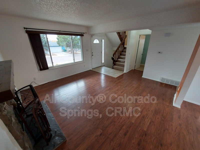 4060 Candea Ct - Photo 3 of 22
