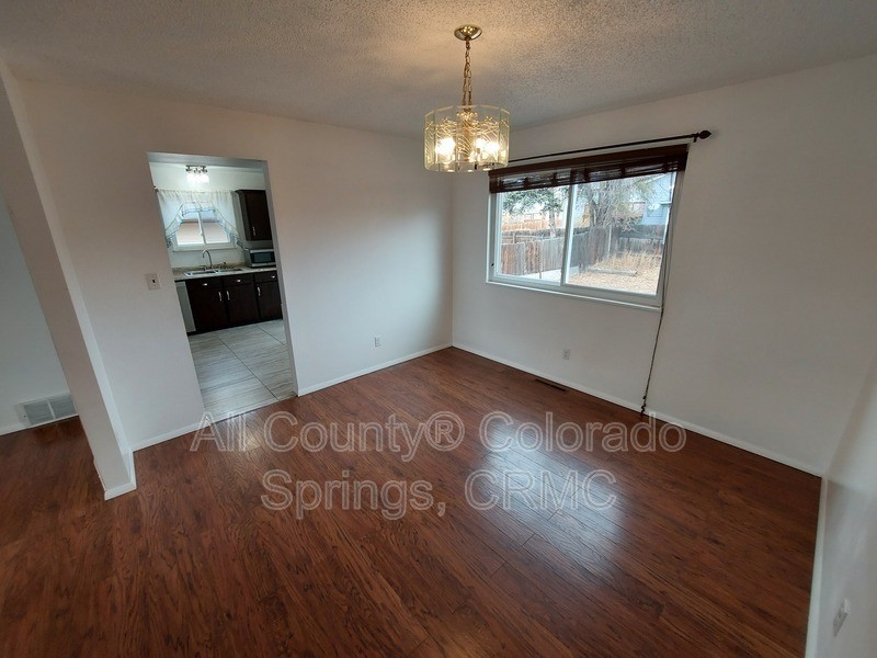 4060 Candea Ct - Photo 4 of 22