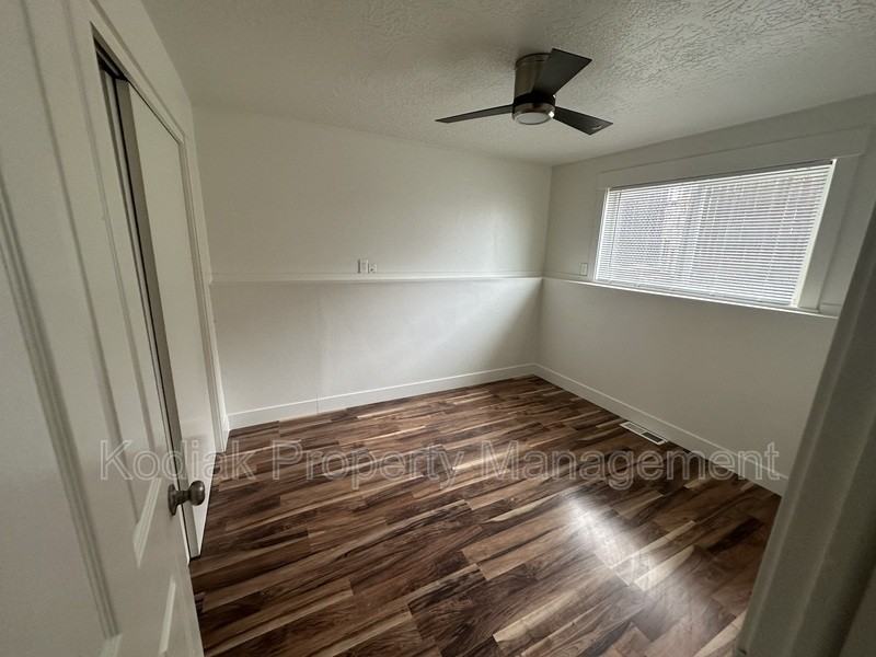 1525 N Marilyn Dr. #B - Photo 5 of 14