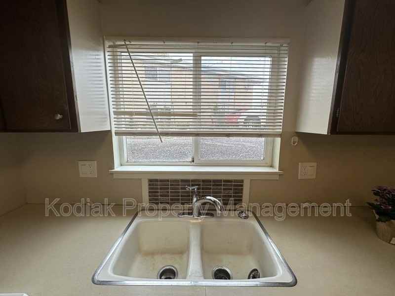 1525 N Marilyn Dr. #B - Photo 7 of 14