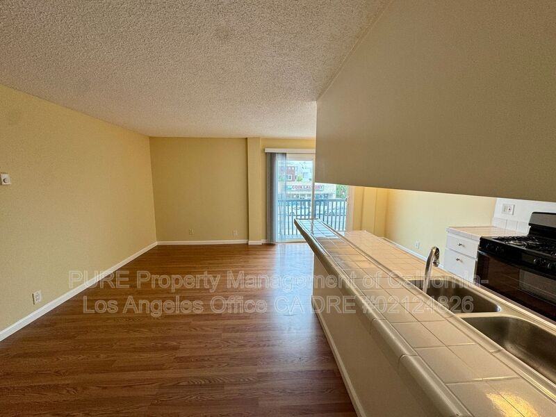 150 Hermosa Ave #3 - Photo 5 of 16