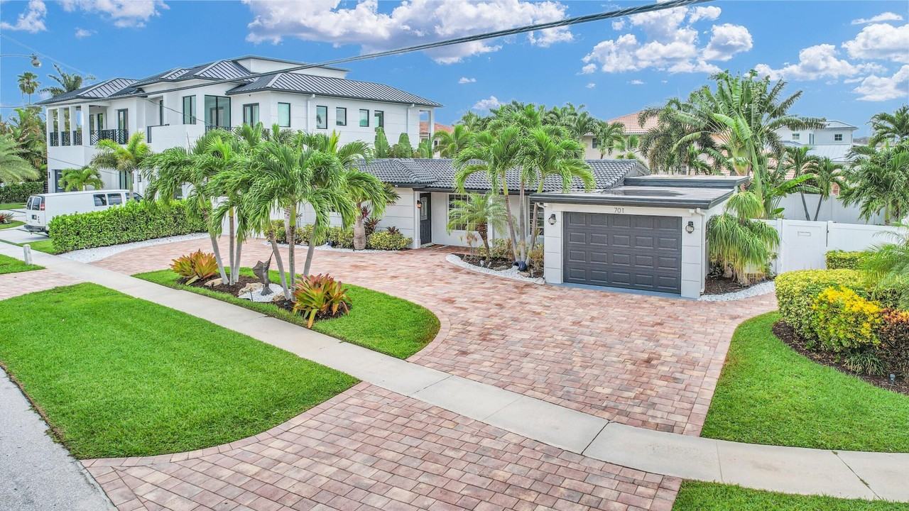 701 Appleby St - Photo 3 of 27