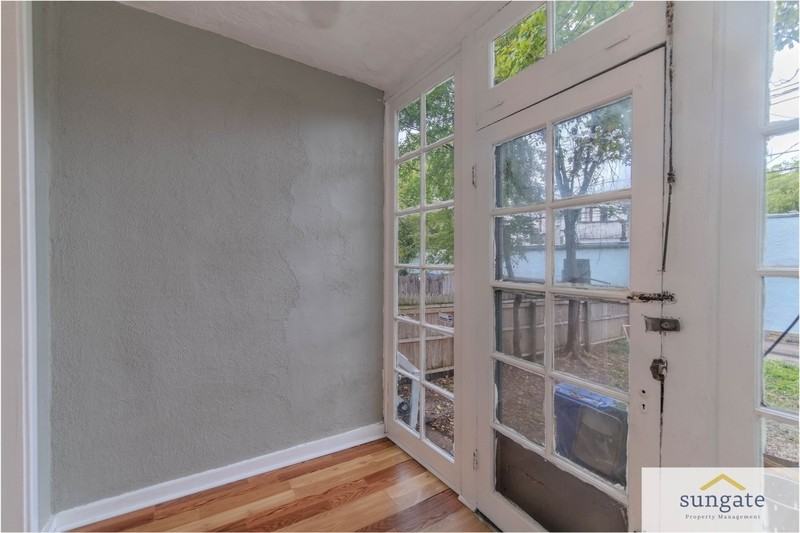 348 E University Pkwy - Photo 5 of 24