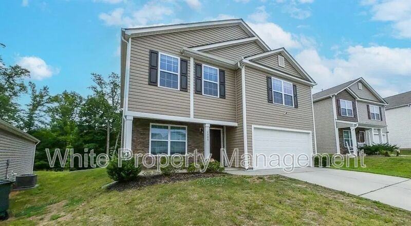 1525 Lilly Springs Pl - Photo 2 of 34