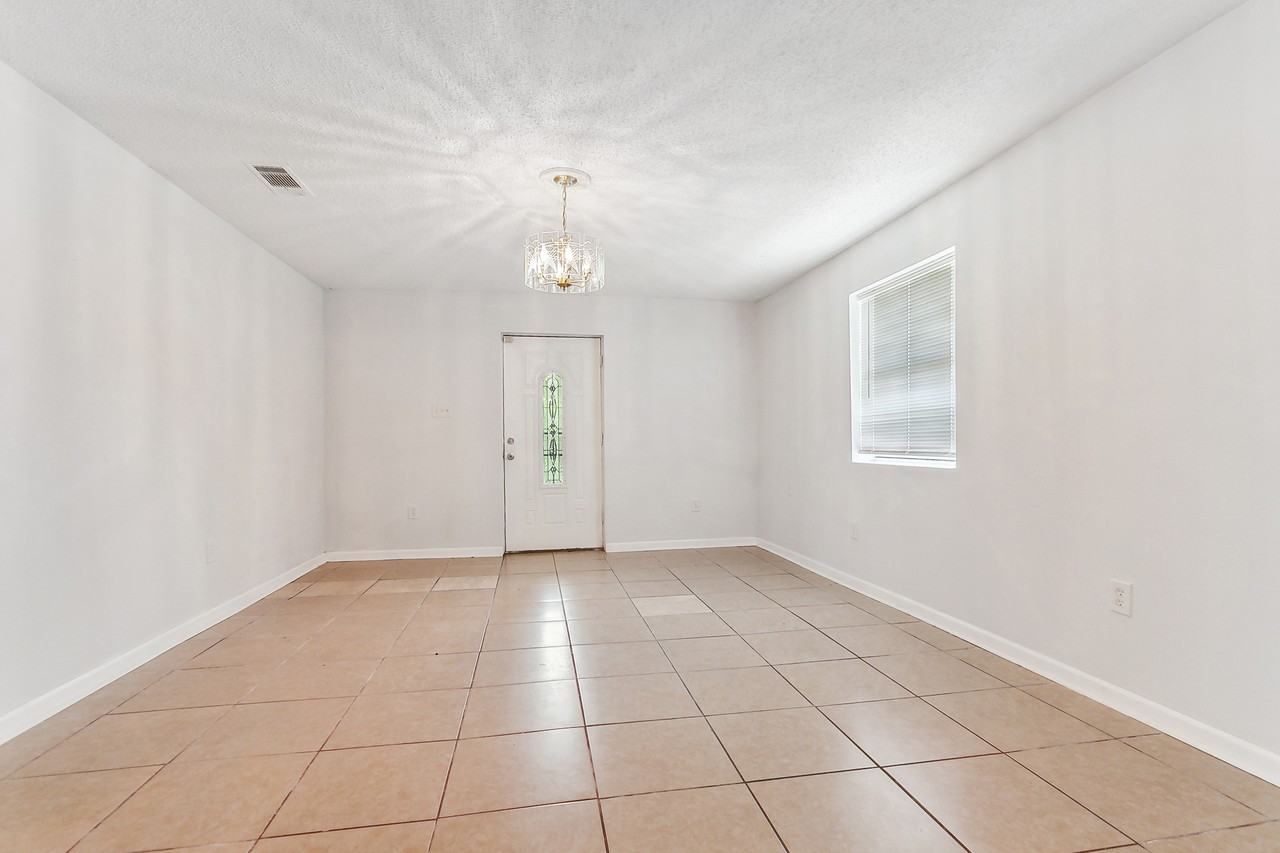 1563 Foy St - Photo 2 of 15