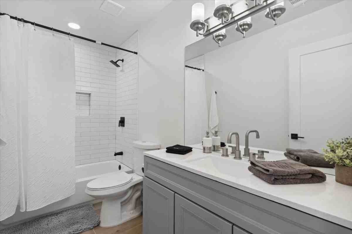 3319 E Campo Bello Dr - Photo 5 of 19