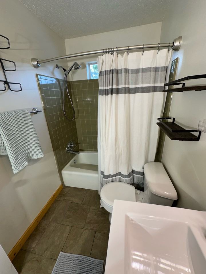 4229 4th Ave S #6 - Photo 5 of 19