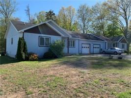 featured image of 806 Fyler Rd