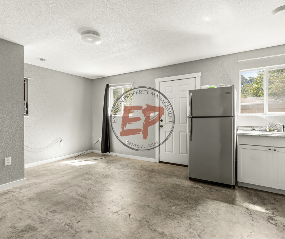 516 N 31st St #1 - Photo 4 of 8