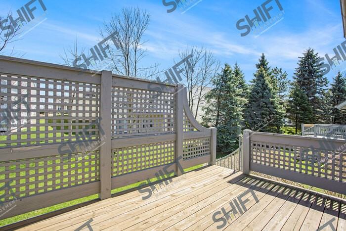 2442 Highridge Ln Se - Photo 3 of 17