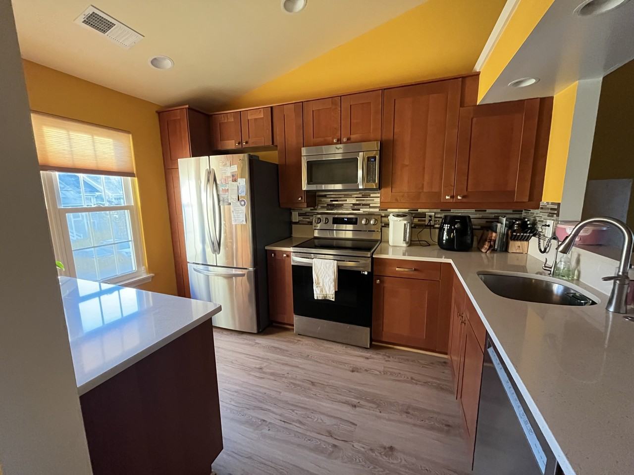 2910 Yarling Ct #1 - Photo 7 of 35