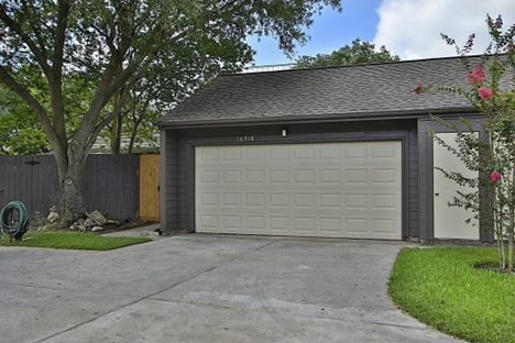 16518 Space Center Blvd #16518 - Photo 5 of 44