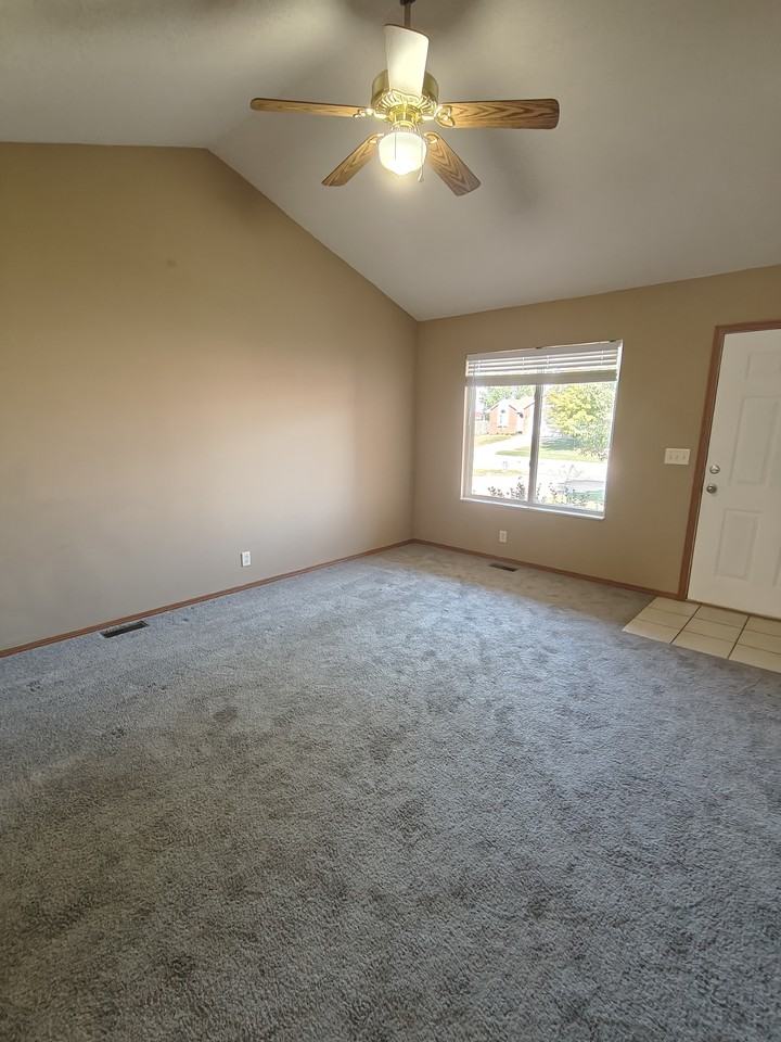 4555 N Saint James St #NA - Photo 2 of 15