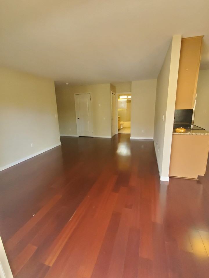 300 Glenwood Cir #187 - Photo 4 of 12