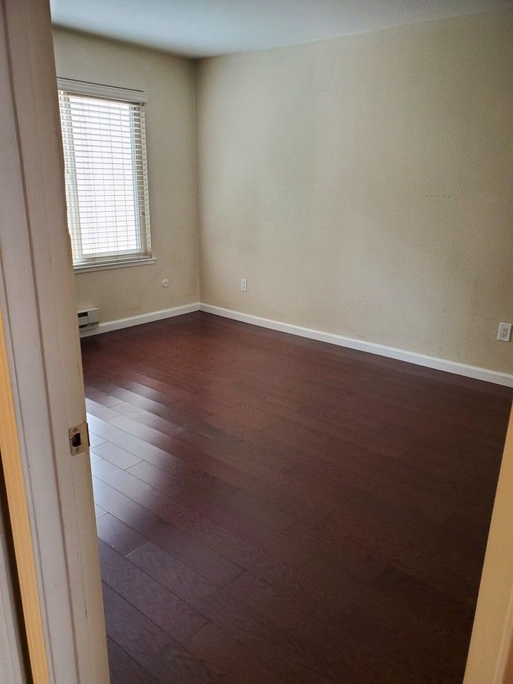 300 Glenwood Cir #187 - Photo 6 of 12