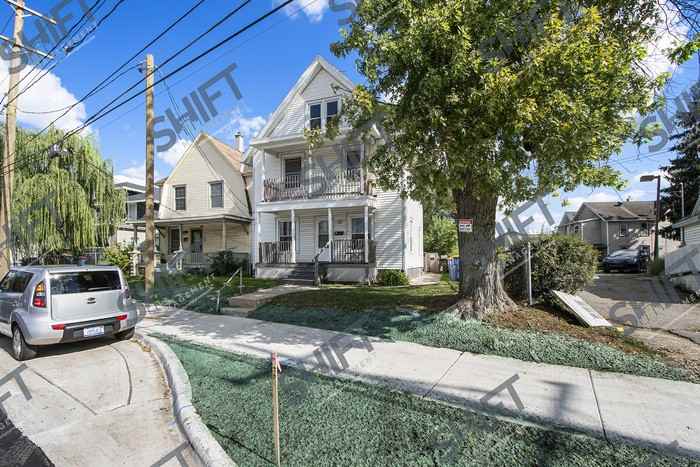 1246 Cesar E Chavez Ave Sw #2 - Photo 2 of 16