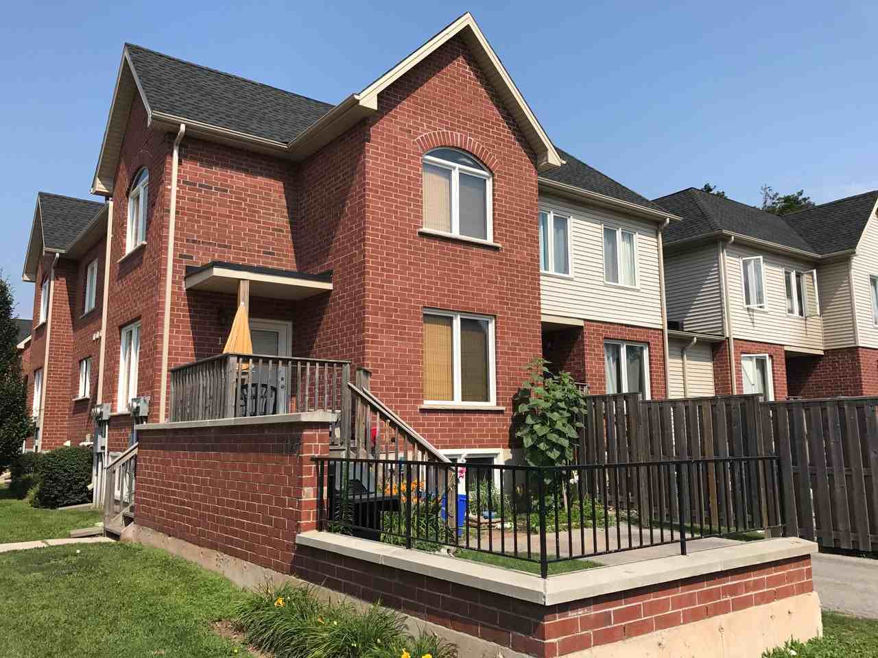 Burton Gardens Townhouses - Photo 2 of 11
