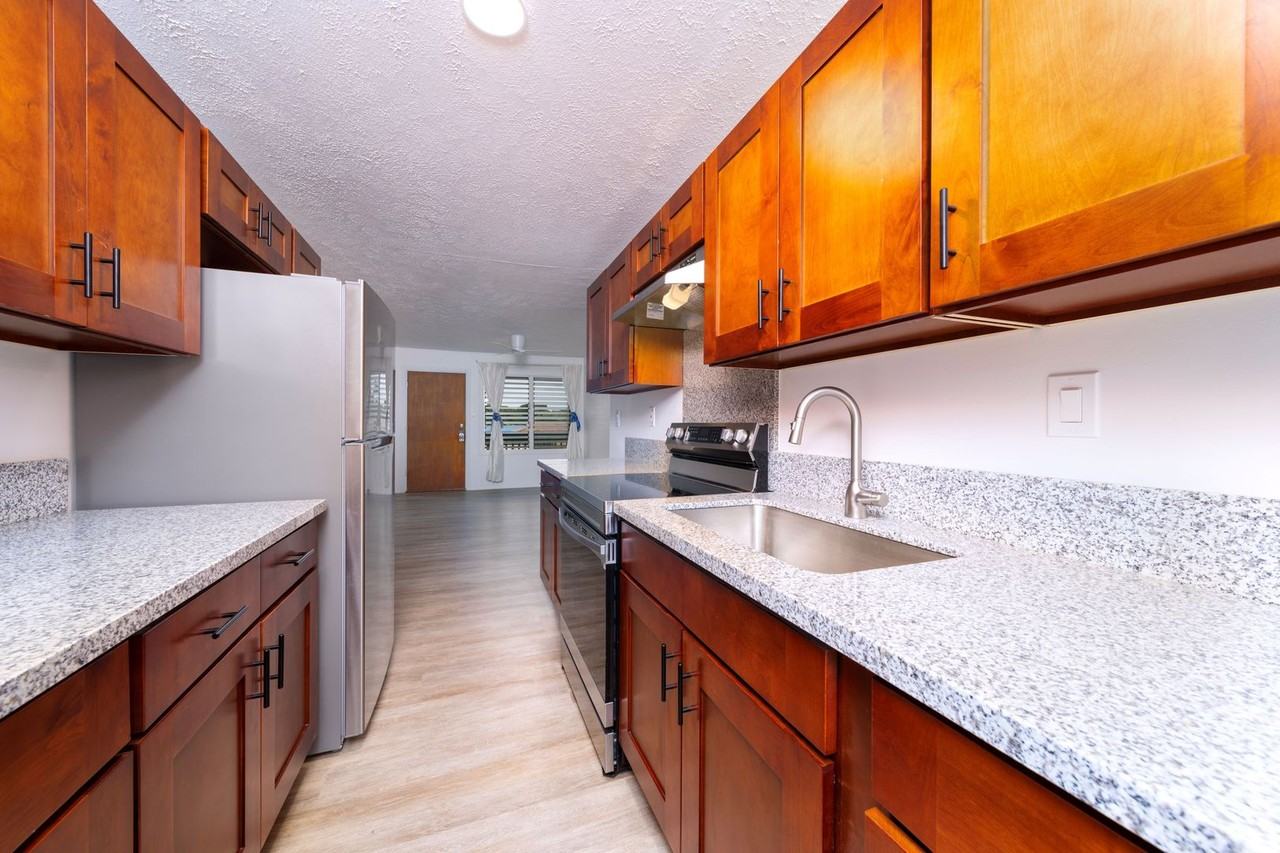 Image showcasing Newly Remodeled City View Apartments - 230 Kapiolani St, Hilo, HI 96720 ...