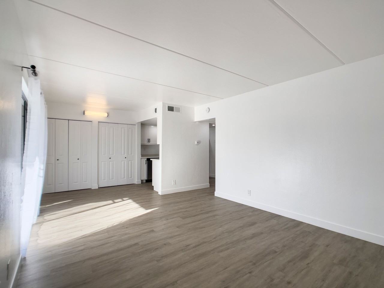 Fringe on 15th - Photo 3 of 18