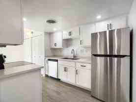 Fringe on 15th - Photo 1 of 1