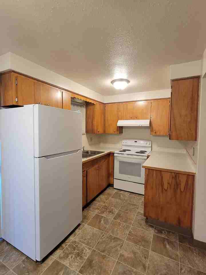 311-Oregon - Photo 6 of 15