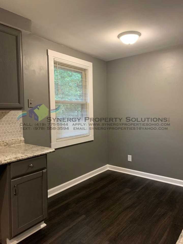 105 Scotland Blvd - Photo 2 of 40
