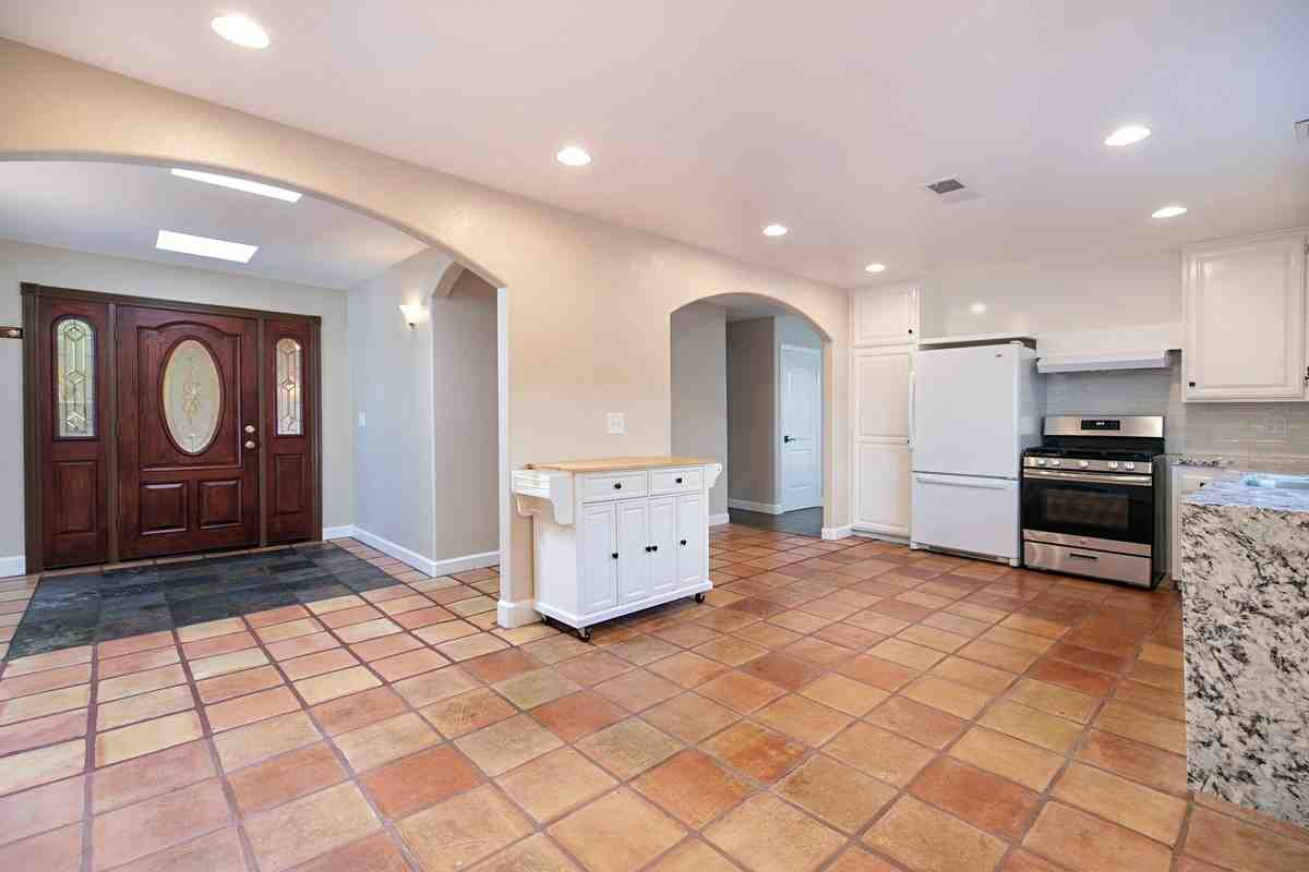 26641 Avenida Las Palmas - Photo 2 of 50