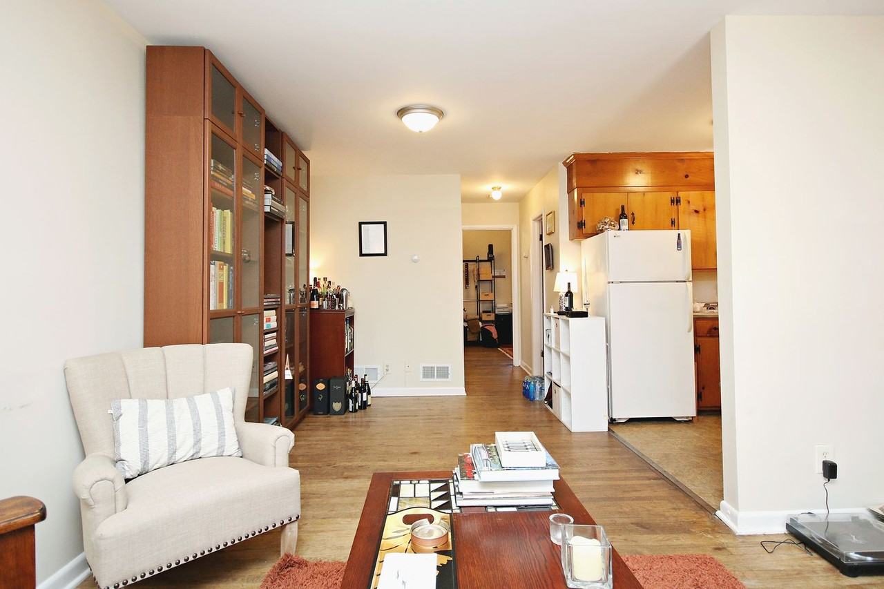 1609 Gordon Ave #3 - Photo 4 of 12