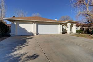 featured image of 5584 N Mesquite Dr