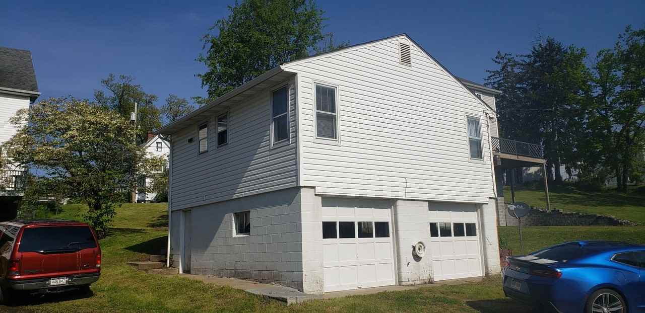 628 Jones Ave - Photo 2 of 8