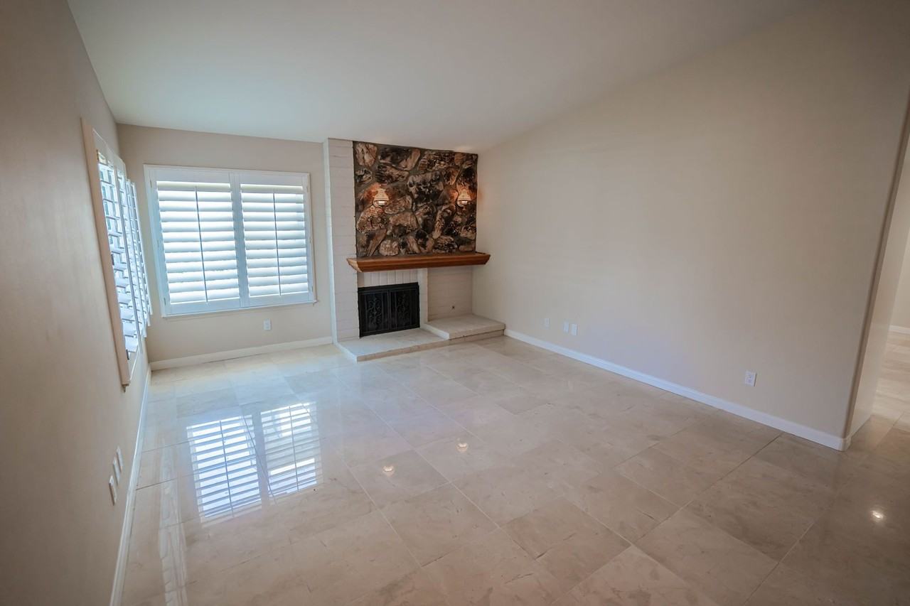 25414 Via Impreso - Photo 2 of 22