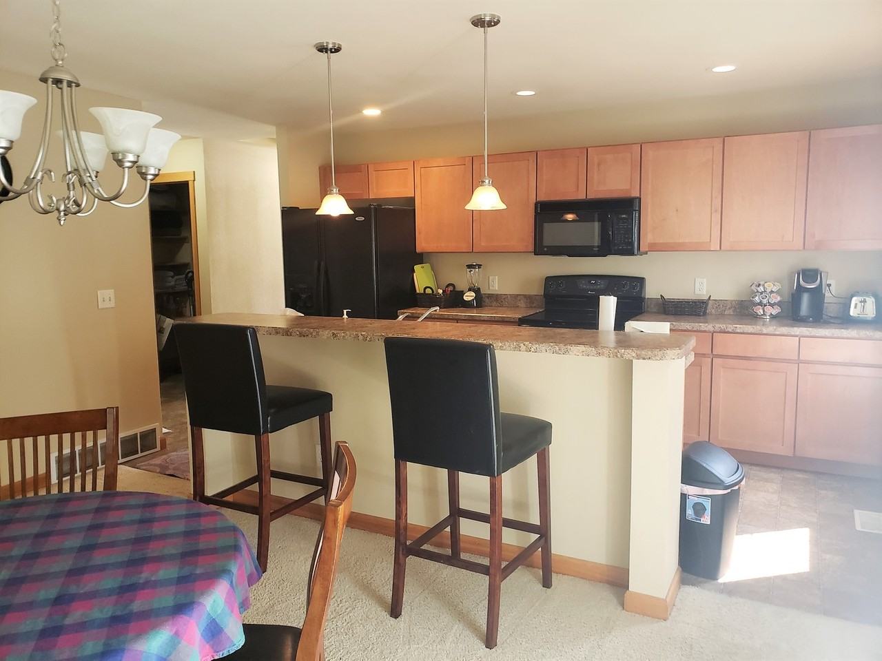 834 Avenue F - Photo 4 of 10