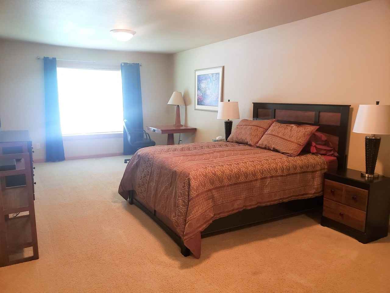 834 Avenue F - Photo 6 of 10