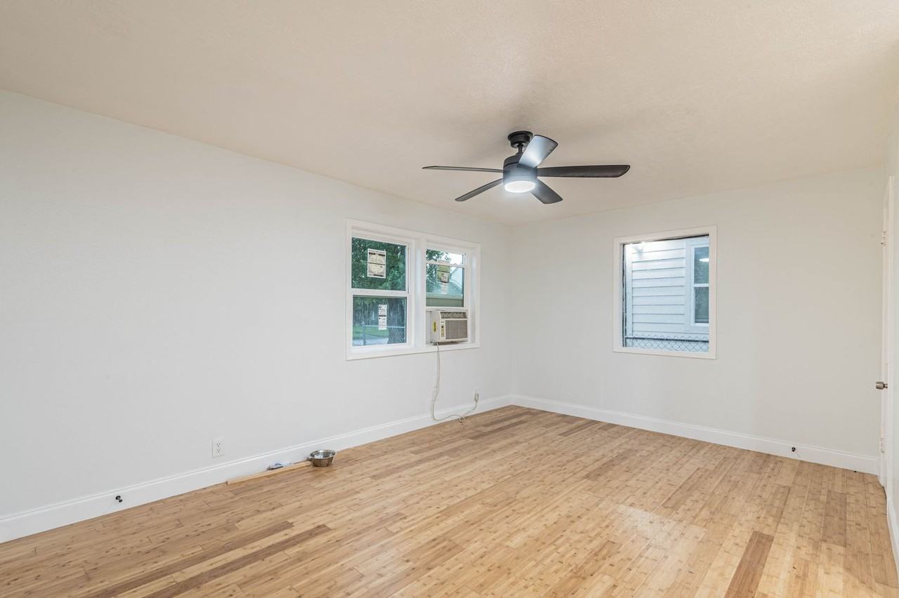 2303 Rosewood St #1 - Photo 6 of 16