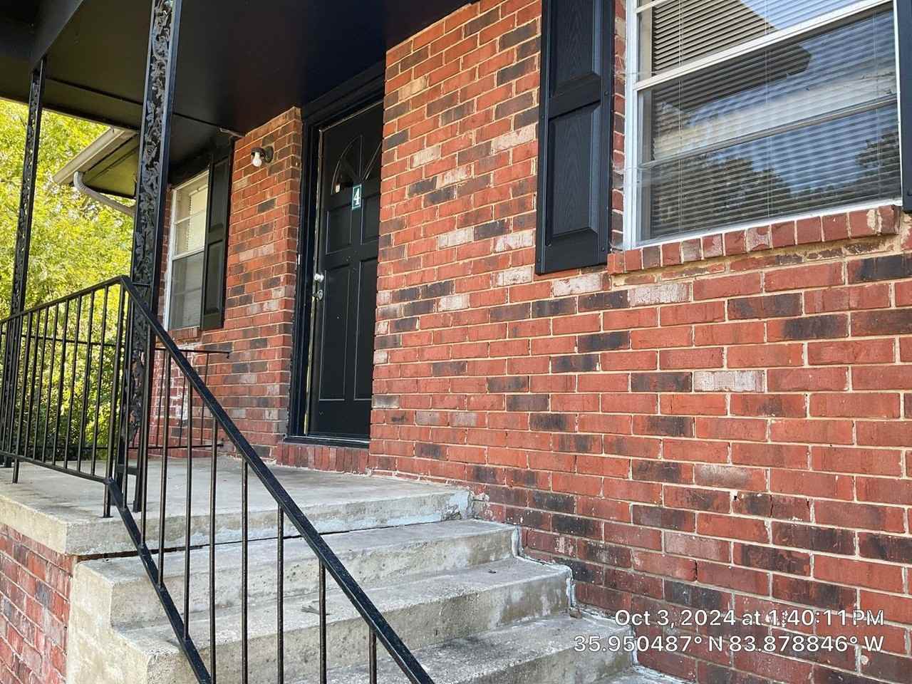 [02402B] - Photo 2 of 16