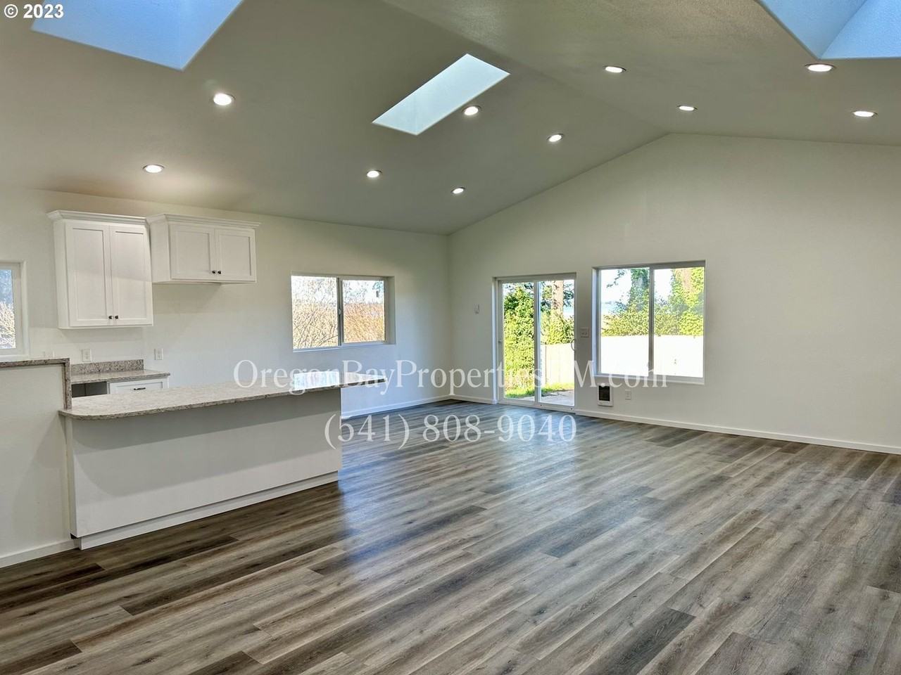 1656 Coos River Hwy - Photo 4 of 21