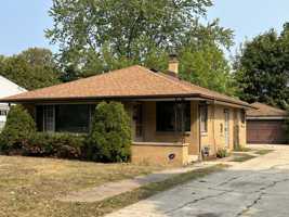 featured image of 4196 N Colgate Cir