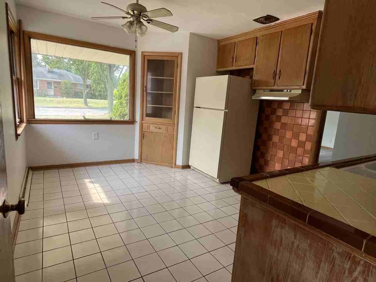 4196 N Colgate Cir - Photo 5 of 12