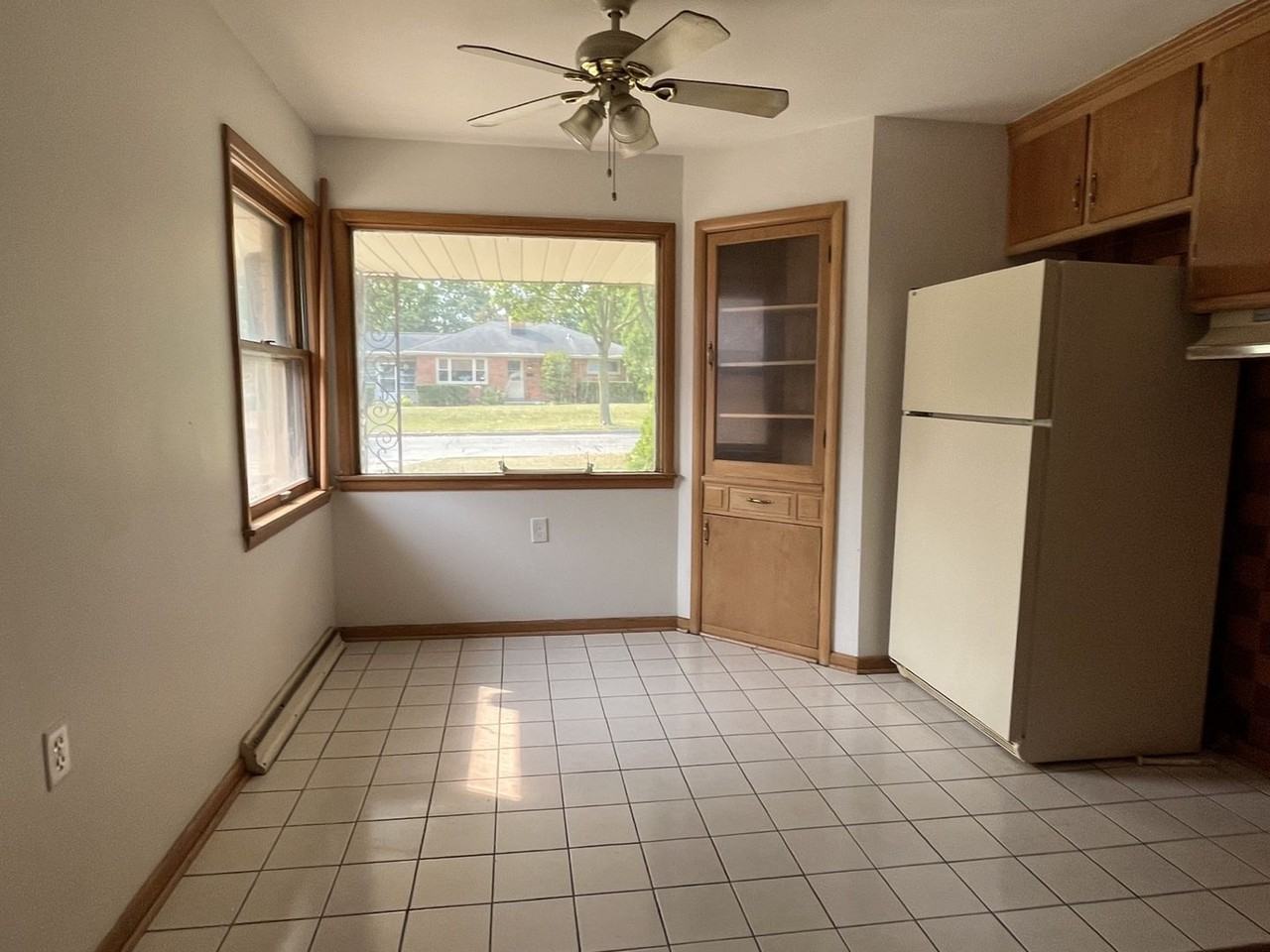 4196 N Colgate Cir - Photo 6 of 12