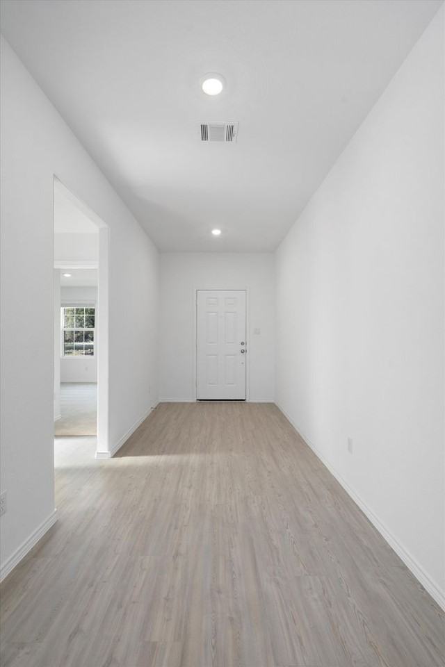 138 Arbordale St - Photo 3 of 33