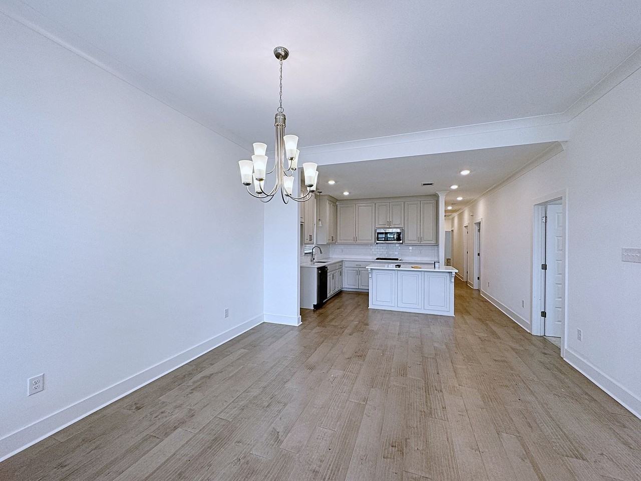 10263 Alderman Dr - Photo 6 of 19